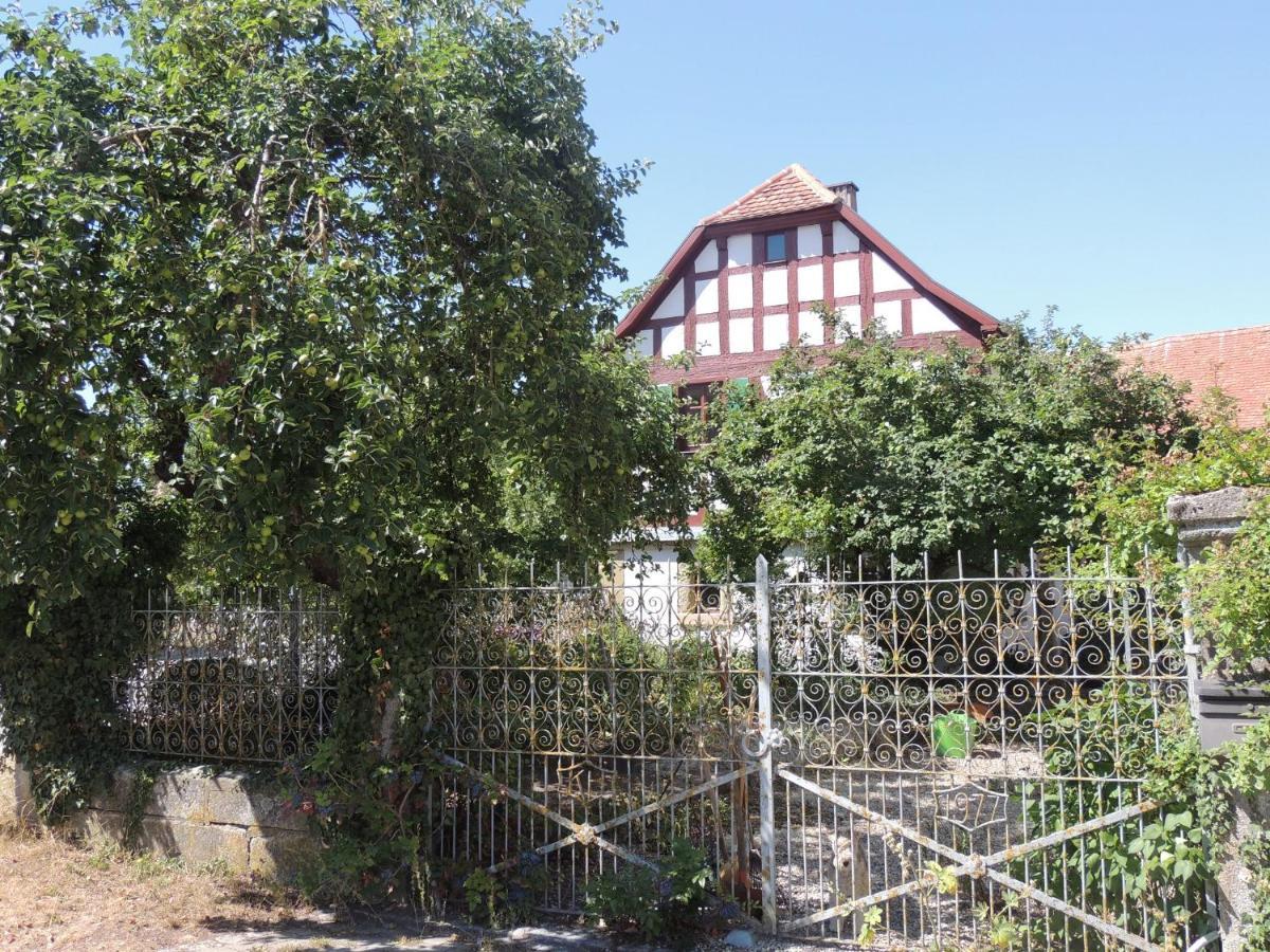 Pilger- Und Radlerherberge Herberge Im Hofhaus Colmberg Exterior photo